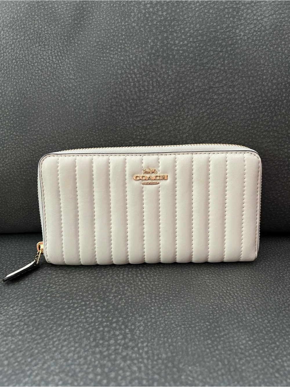 Coach Quilted Long Zip Wallet Cream/White with Gold Zipper
